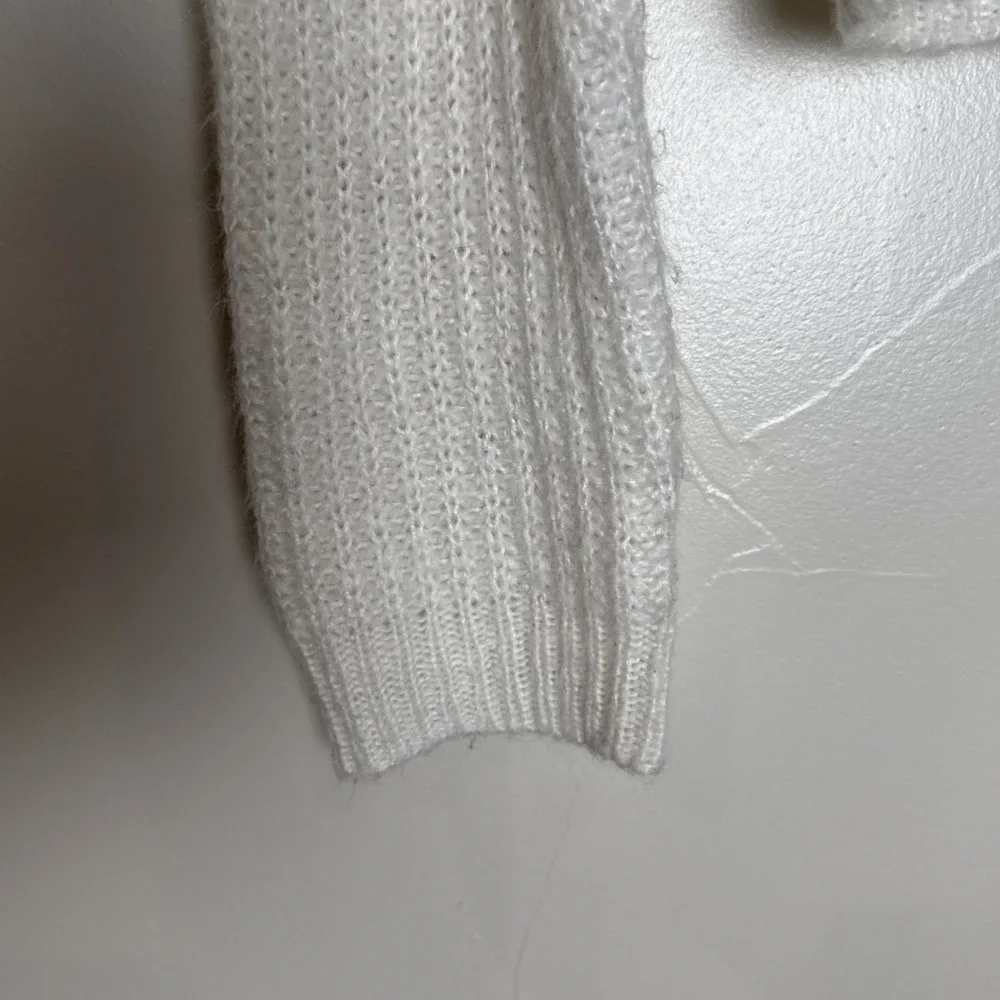 Jun & Ivy Women's Medium Neapolitan Pullover Sweater Super Soft‎  EUC - Picture 3 of 7